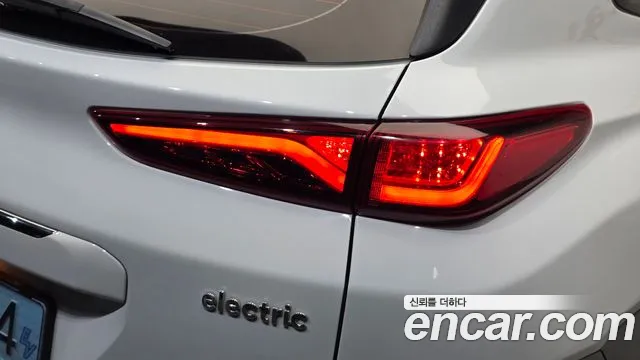 Hyundai Kona — фото 23