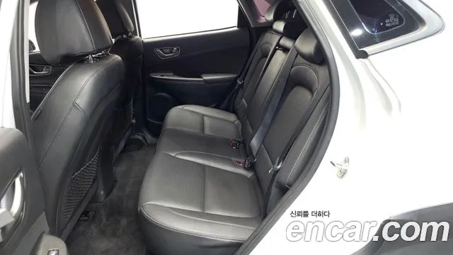 Hyundai Kona — фото 10