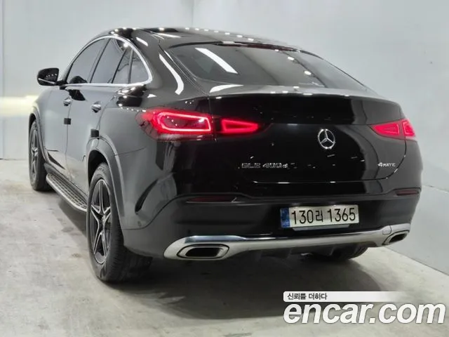 Mercedes-Benz GLE-Class — фото 18
