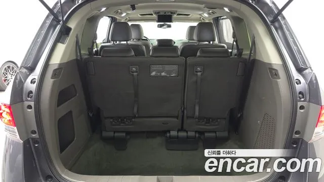 Honda Odyssey — фото 19