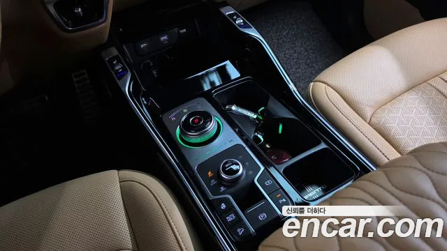 Kia Sorento — фото 9