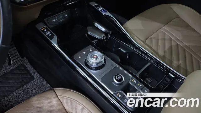 Kia Sorento — фото 9