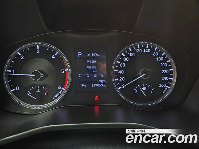 Hyundai Santa Fe — фото 16