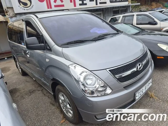 Hyundai Starex — фото 1