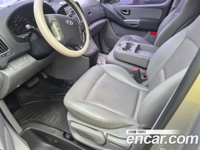 Hyundai Starex — фото 11