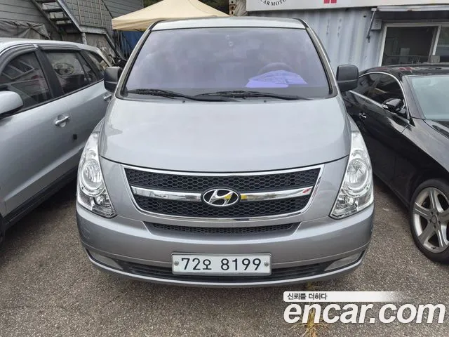 Hyundai Starex — фото 2