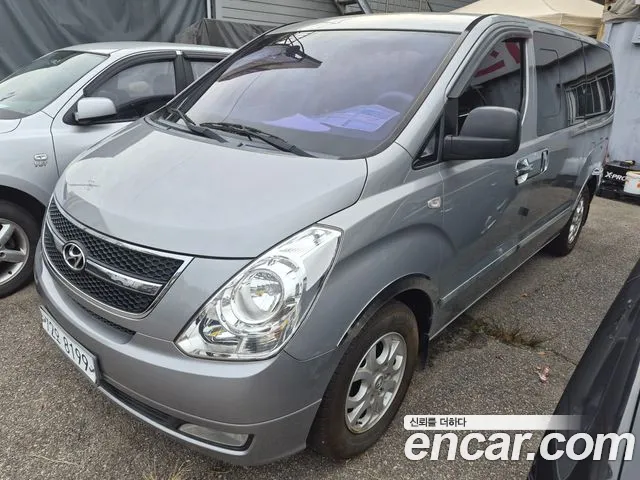 Hyundai Starex — фото 4