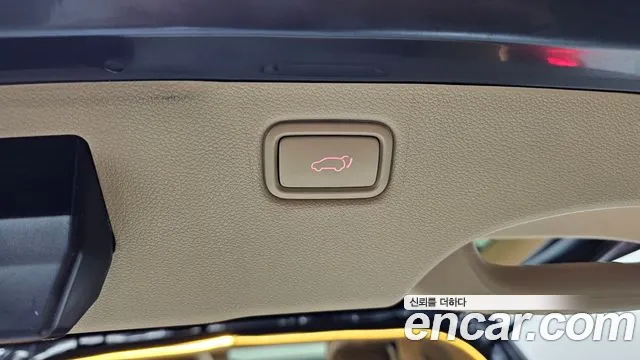 Kia Carnival — фото 18