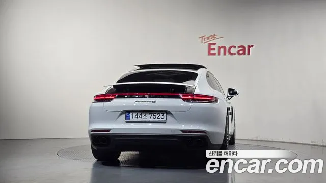 Porsche Panamera — фото 4