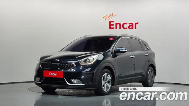 Kia Niro — фото 1