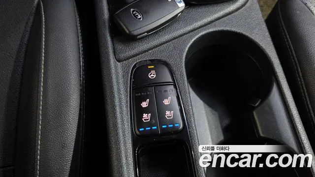 Kia Niro — фото 13