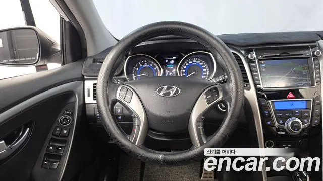 Hyundai i30 — фото 13