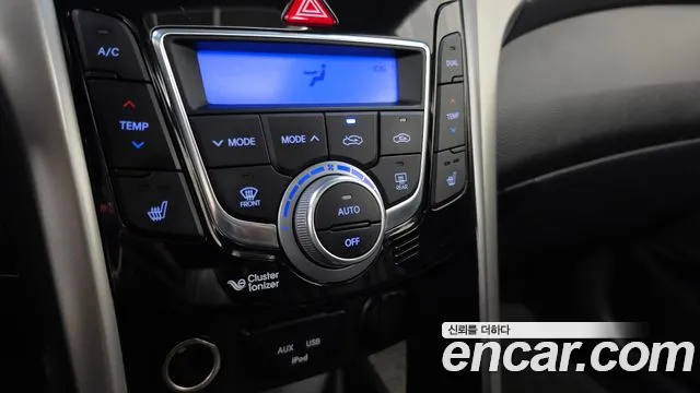 Hyundai i30 — фото 19