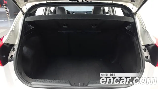 Hyundai i30 — фото 20