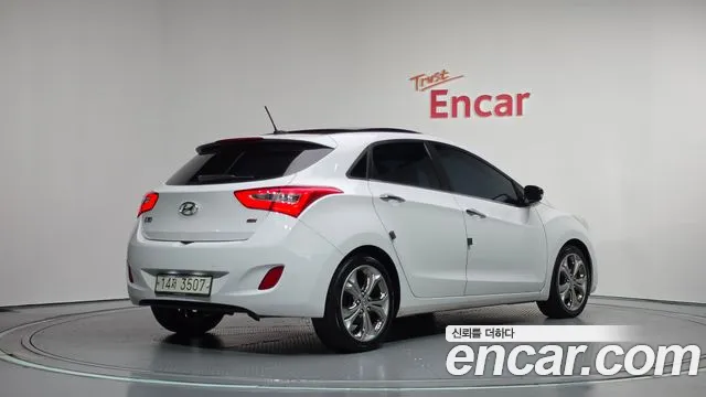 Hyundai i30 — фото 2