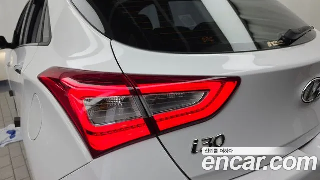 Hyundai i30 — фото 23