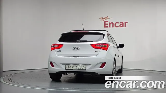 Hyundai i30 — фото 4