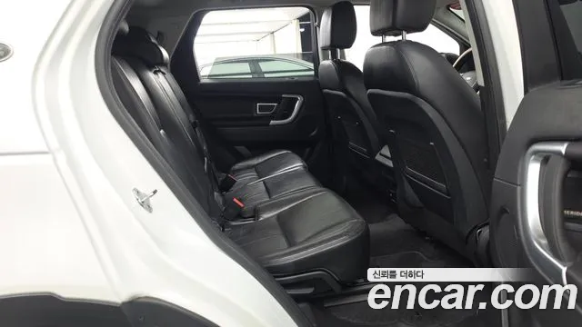 Land Rover Discovery Sport — фото 12