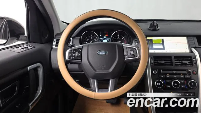 Land Rover Discovery Sport — фото 13