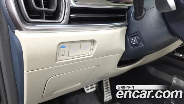 Kia Sorento — фото 33