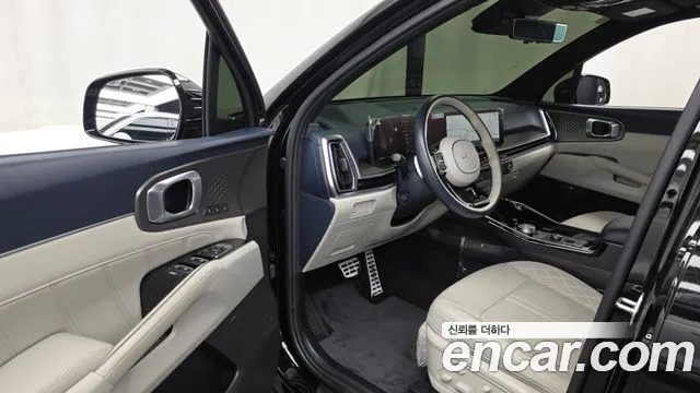 Kia Sorento — фото 10