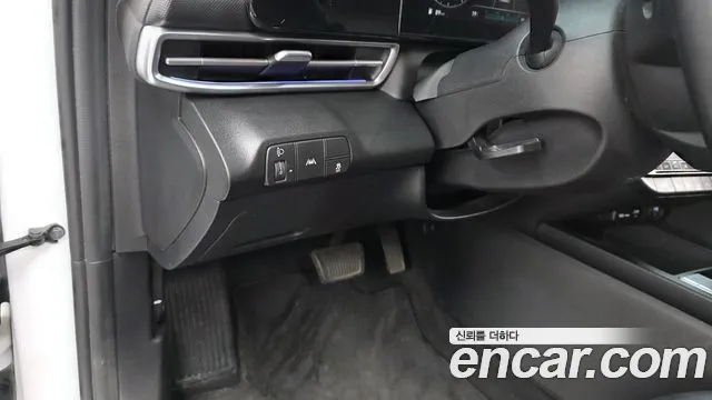 Hyundai Avante — фото 18