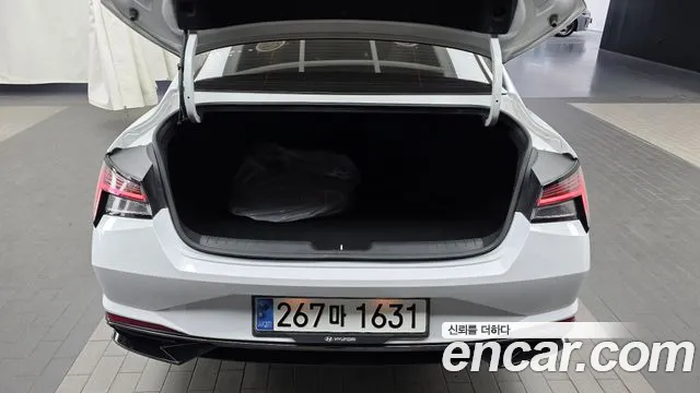 Hyundai Avante — фото 20