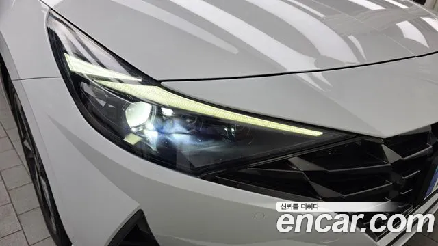 Hyundai Avante — фото 22