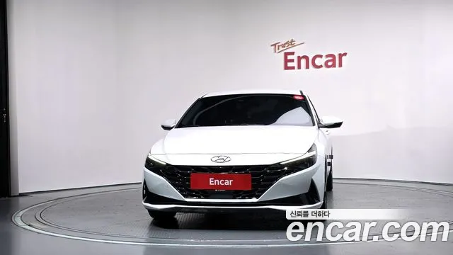 Hyundai Avante — фото 3