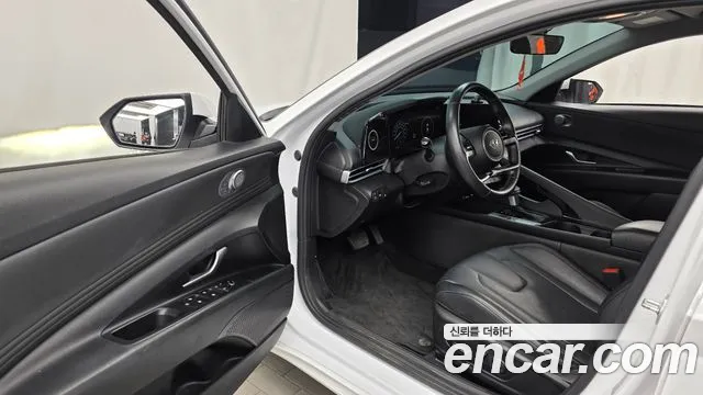 Hyundai Avante — фото 10