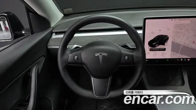 Tesla Model Y — фото 12