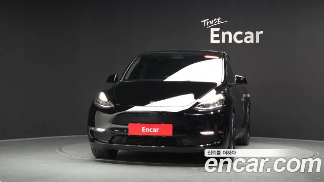 Tesla Model Y — фото 2