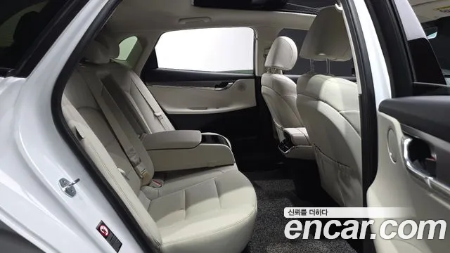Hyundai Grandeur — фото 12