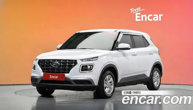 Hyundai Venue — фото 20