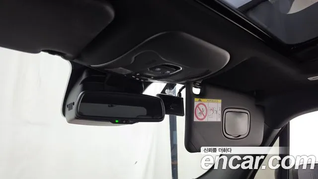 Jeep Renegade — фото 17