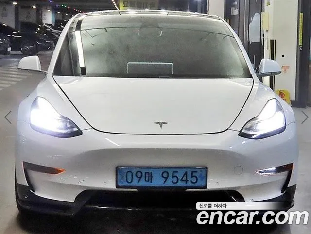 Tesla Model 3 — фото 2