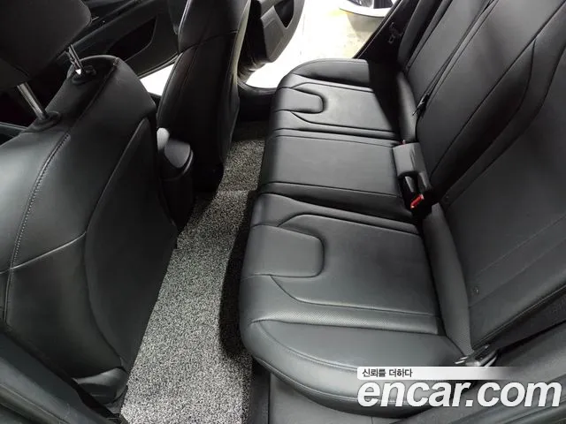Hyundai Avante — фото 13