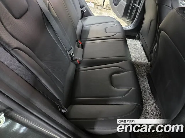 Hyundai Avante — фото 14