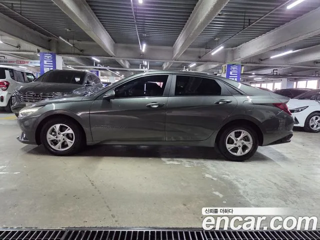 Hyundai Avante — фото 20