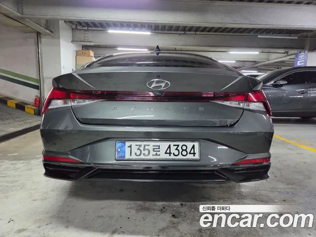 Hyundai Avante — фото 4