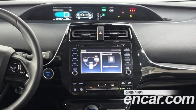 Toyota Prius — фото 13