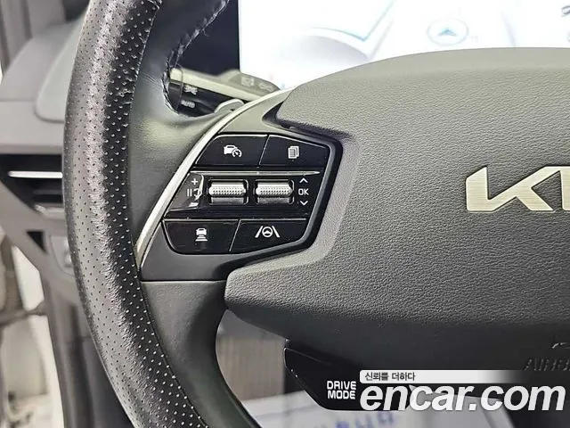 Kia EV6 — фото 16