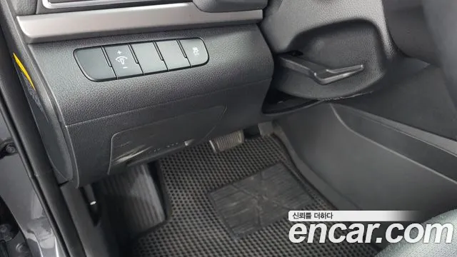 Hyundai Avante — фото 20