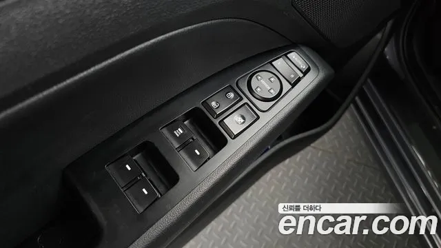Hyundai Avante — фото 28