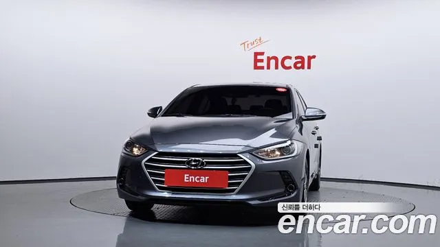 Hyundai Avante — фото 3