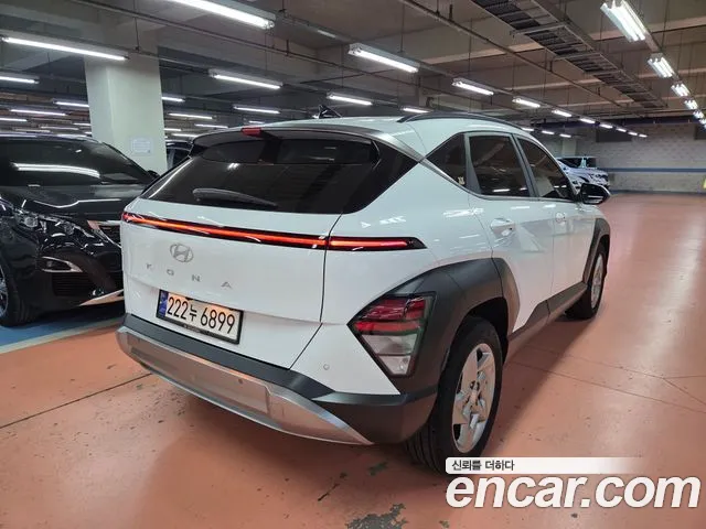 Hyundai Kona — фото 2
