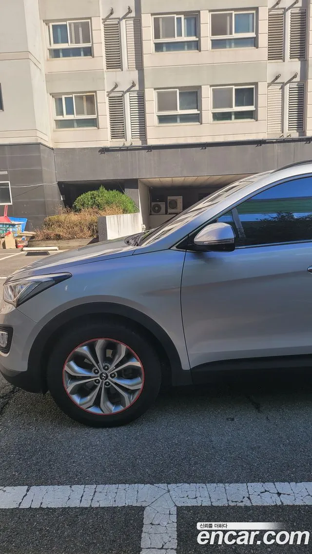 Hyundai Santa Fe — фото 9