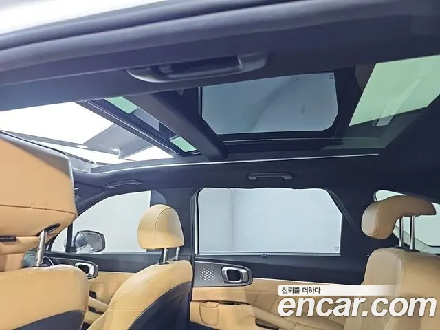 Kia Sorento — фото 13