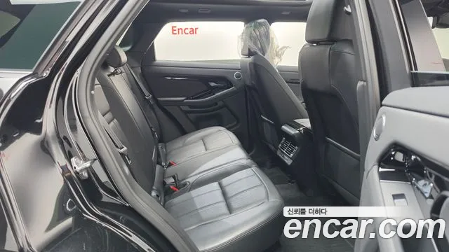 Land Rover Range Rover Evoque — фото 11