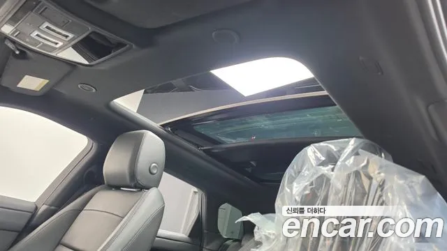 Land Rover Range Rover Evoque — фото 18